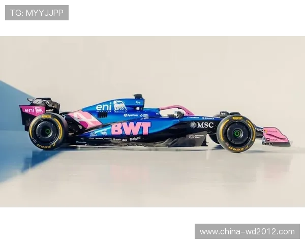 F1新赛季开幕在即 各车队备战情况曝光热点车手和技术创新引关注 F1新赛季开幕在即 各车队备战情况曝光热点车手和技术创新引关注