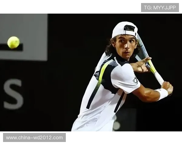 新赛季网球赛场再起波澜多位名将状态引发球迷热议的表现成为焦点