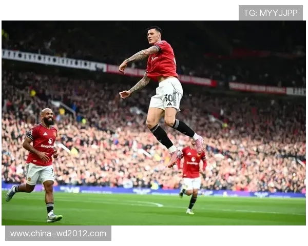 桑德兰足球俱乐部的辉煌历史与挑战：从英格兰足球二级联赛到顶级联赛的奋斗历程