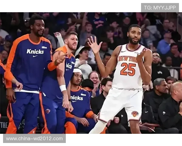 尼克斯新赛季阵容升级冲击东部强队引发联盟关注管理层布局与年轻核心成长并行 尼克斯新赛季阵容升级冲击东部强队引发联盟关注管理层布局与年轻核心成长并行