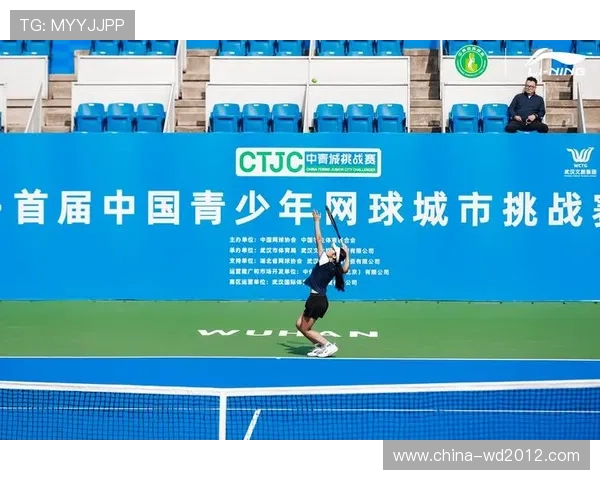 网球赛季高潮再现：各大赛事竞争激烈 新星崛起挑战老将霸主地位